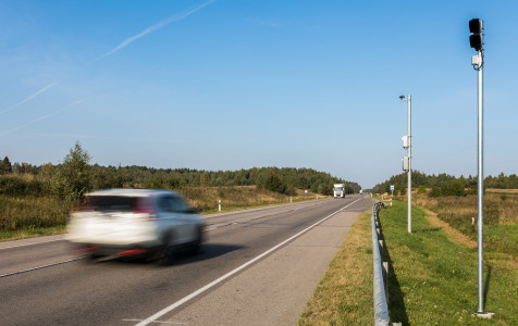 Pasirašyta sutartis dėl 112 naujų vidutinio greičio matuoklių įrengimo