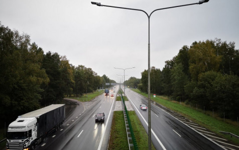 Valstybinės reikšmės keliuose baigtas apšvietimo modernizavimo II etapas