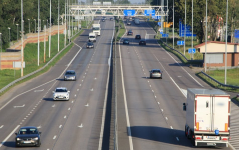 Kelyje nuo Vilniaus iki Kauno bus įrengtos greičio valdymo ir saugaus eismo įspėjimo sistemos