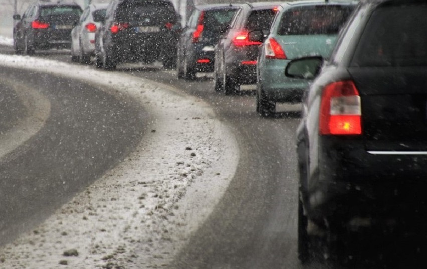 Saugus vairavimas žiemą: svarbu tinkamai įvertinti eismo sąlygas